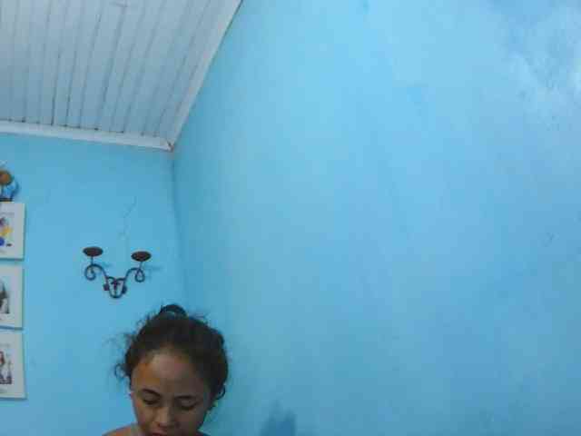 Reinewallashy3 webcam