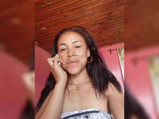 Reinewallashy3 webcam