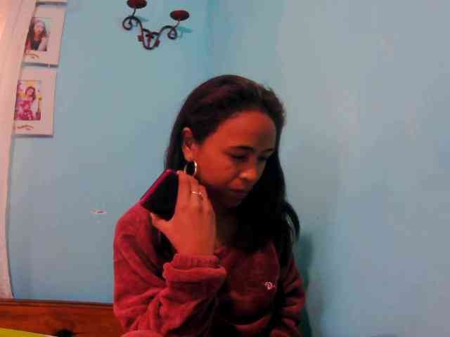 Reinewallashy3 webcam