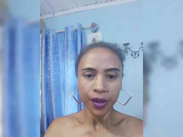 Reinewallashy3 webcam