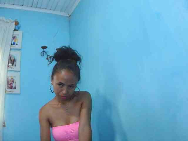 Reinewallashy3 webcam