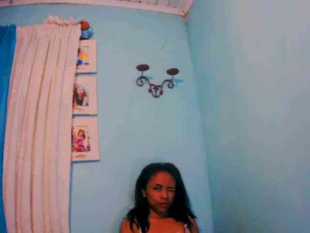 Reinewallashy3 webcam