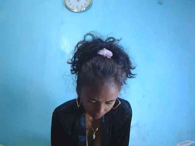 Reinewallashy3 webcam