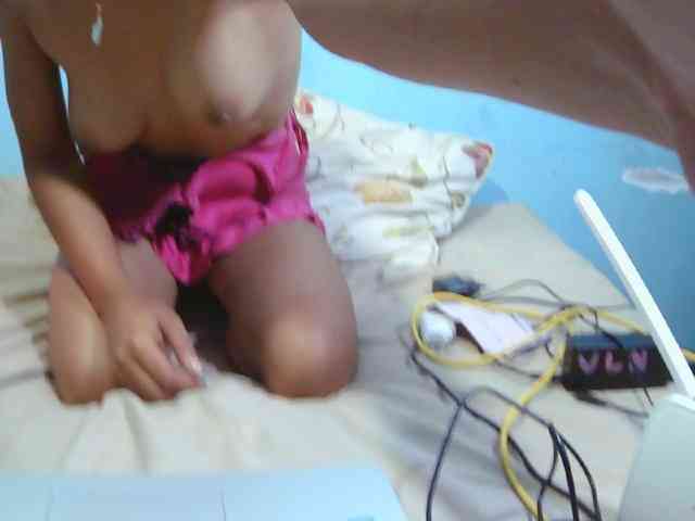 Reinewallashy3 webcam