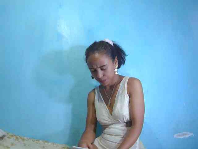 Reinewallashy3 webcam