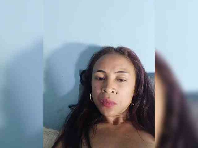 Reinewallashy3 webcam