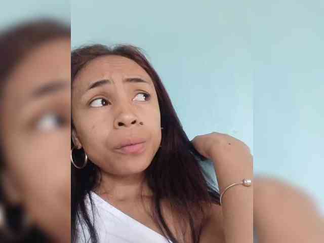 Reinewallashy3 webcam