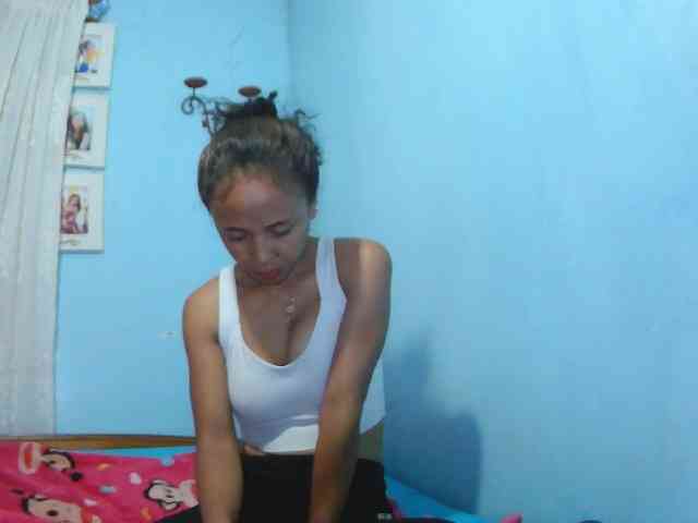 Reinewallashy3 webcam