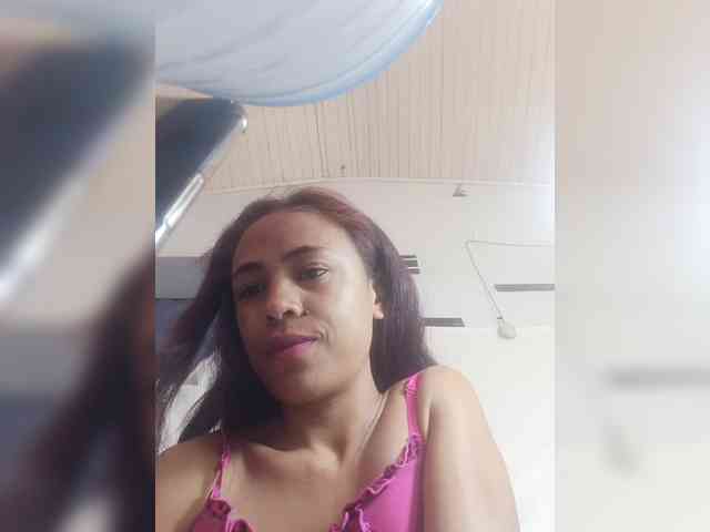 Reinewallashy3 webcam