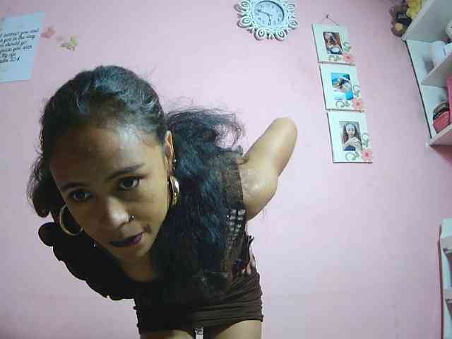 Reinewallashy3 webcam