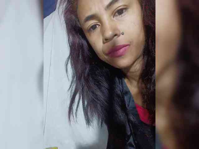 Reinewallashy3 webcam