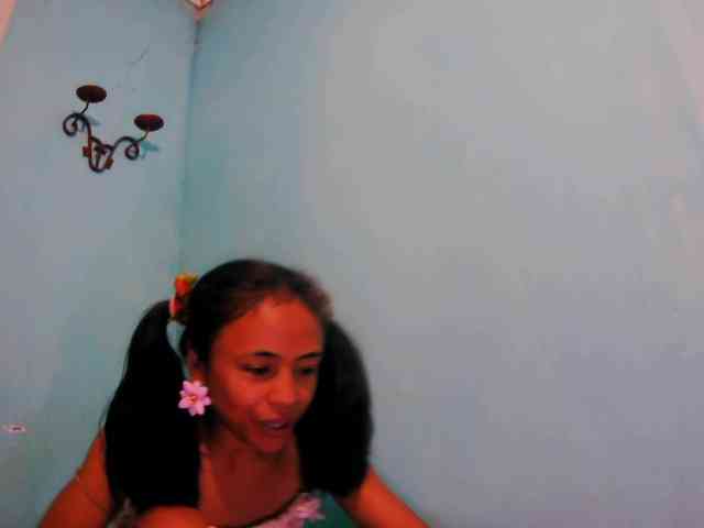 Reinewallashy3 webcam