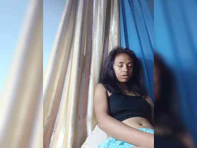 Reinewallashy3 webcam