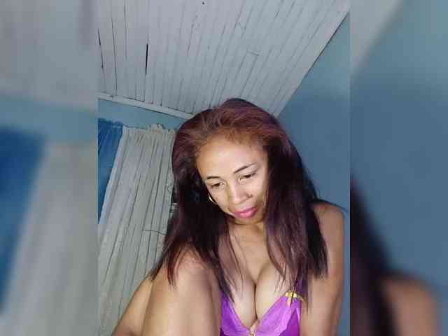 Reinewallashy3 webcam