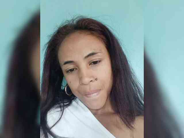 Reinewallashy3 webcam