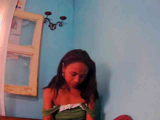 Reinewallashy3 webcam