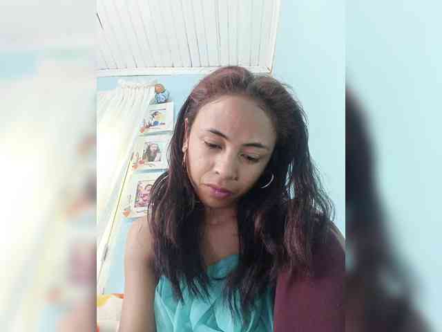 Reinewallashy3 webcam