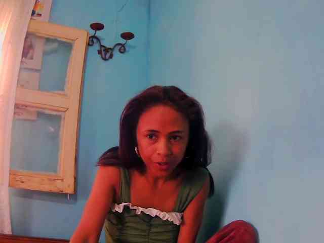 Reinewallashy3 webcam