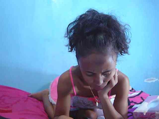 Reinewallashy3 webcam
