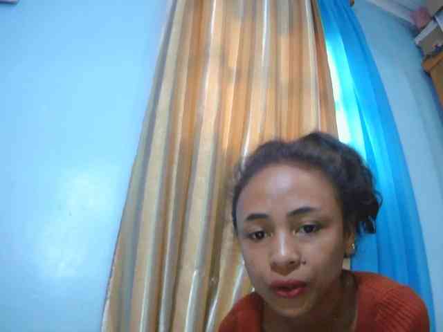 Reinewallashy3 webcam