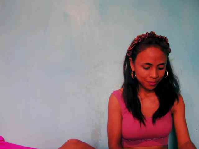 Reinewallashy3 webcam