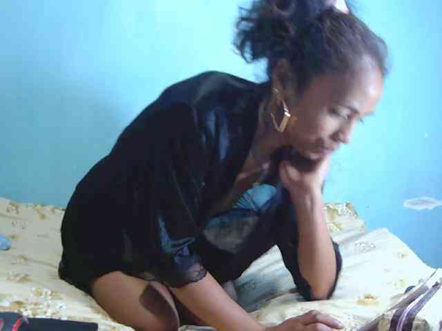 Reinewallashy3 webcam