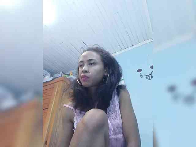 Reinewallashy3 webcam