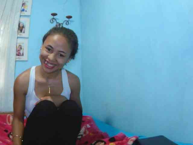 Reinewallashy3 webcam