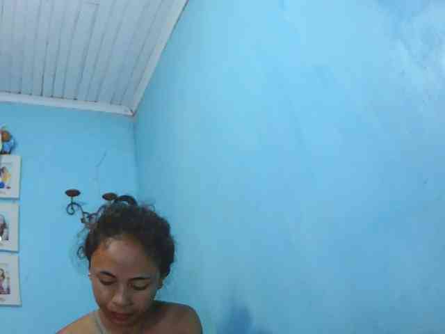 Reinewallashy3 webcam