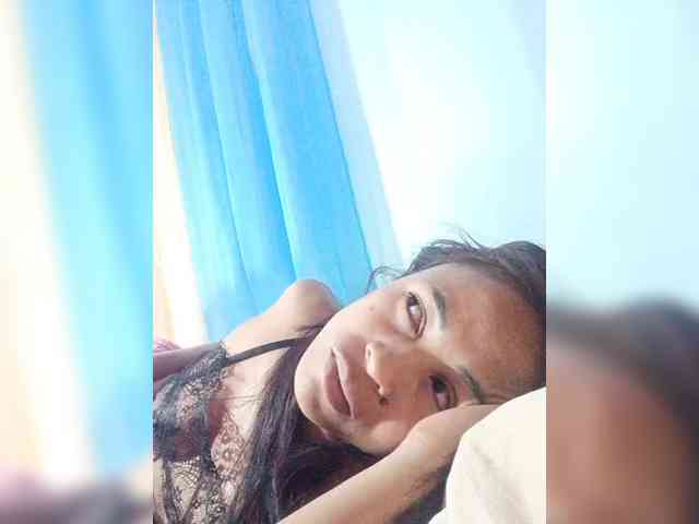 Reinewallashy3 webcam