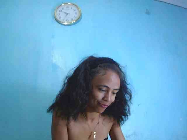 Reinewallashy3 webcam