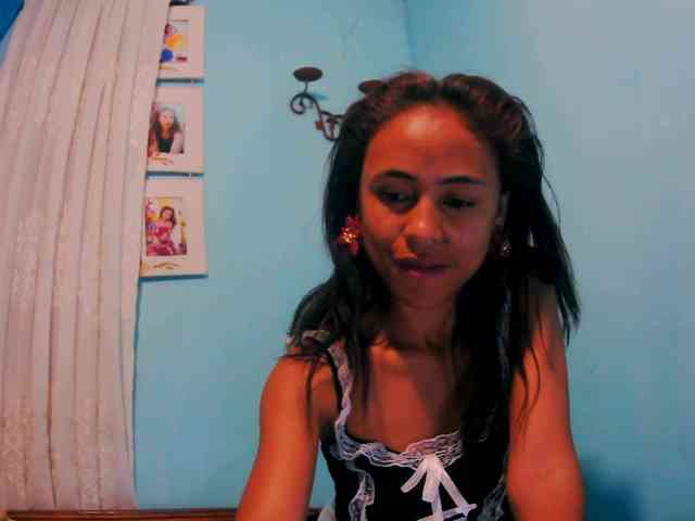 Reinewallashy3 webcam