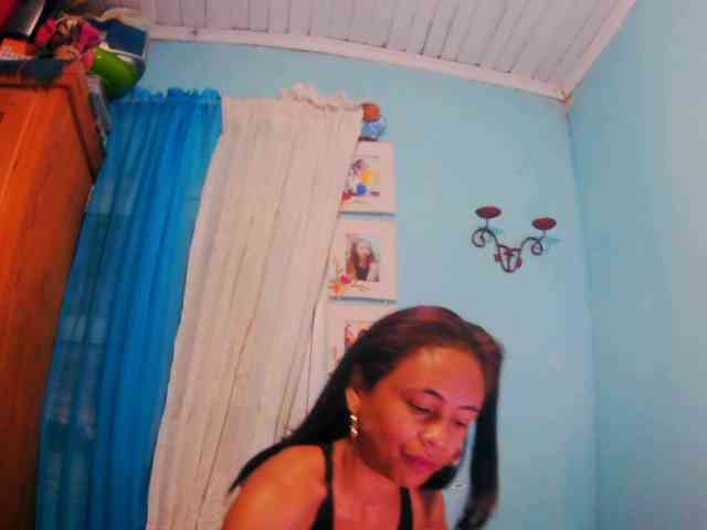 Reinewallashy3 webcam