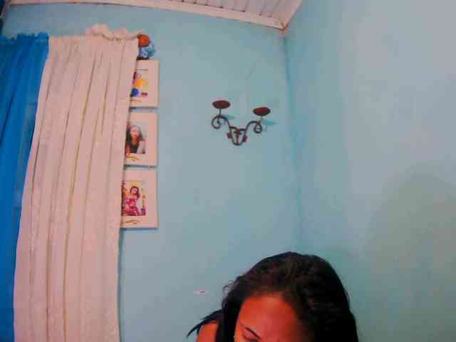 Reinewallashy3 webcam