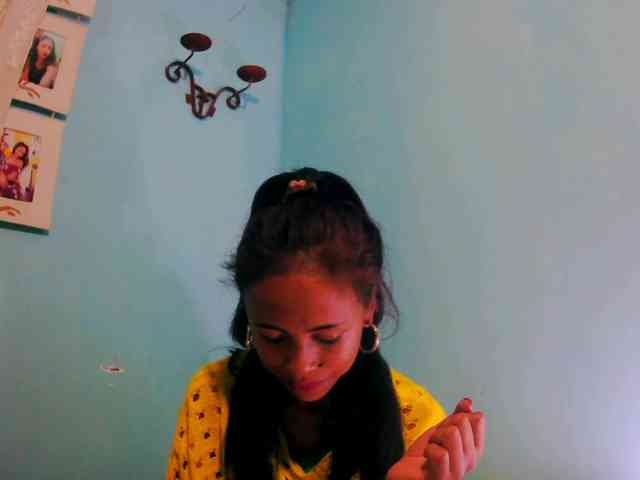 Reinewallashy3 webcam