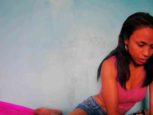 Reinewallashy3 webcam