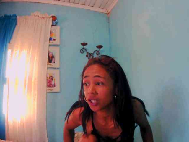 Reinewallashy3 webcam