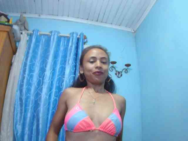 Roxanne03 Roxanne03