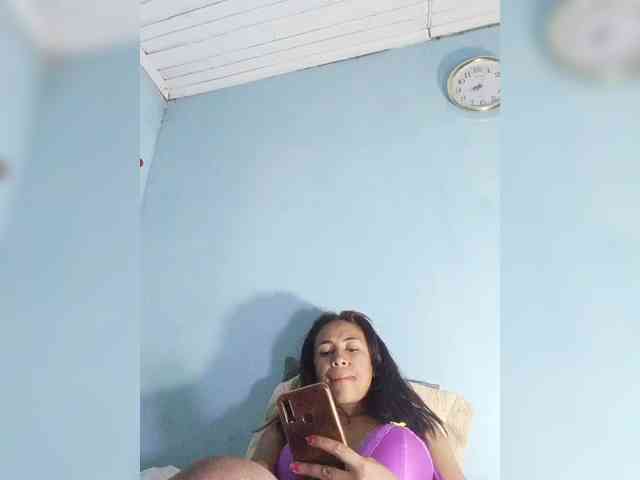 Reinewallashy3 webcam