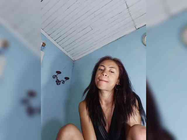 Reinewallashy3 webcam