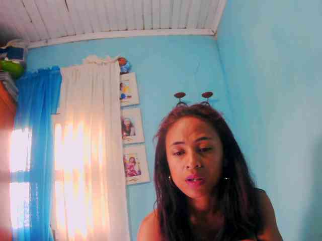 Reinewallashy3 webcam