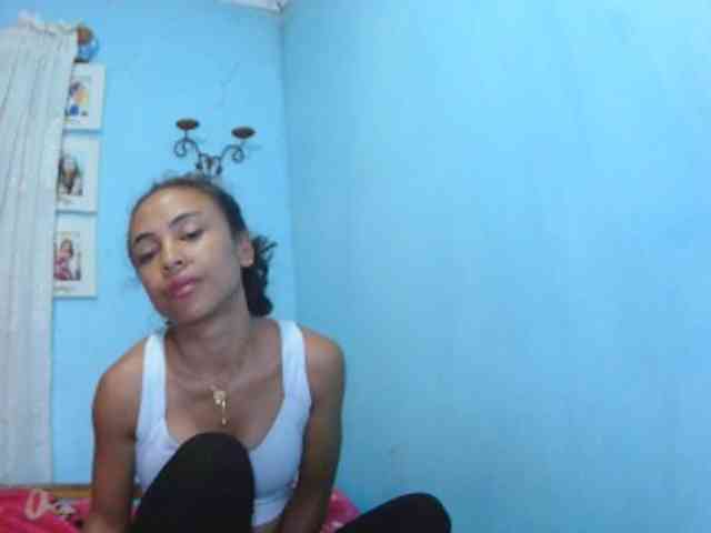 Reinewallashy3 webcam