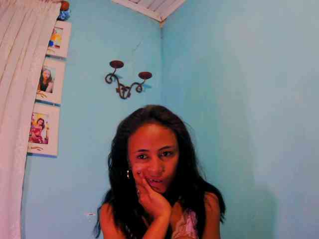 Reinewallashy3 webcam