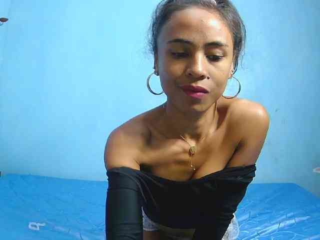 Reinewallashy3 webcam