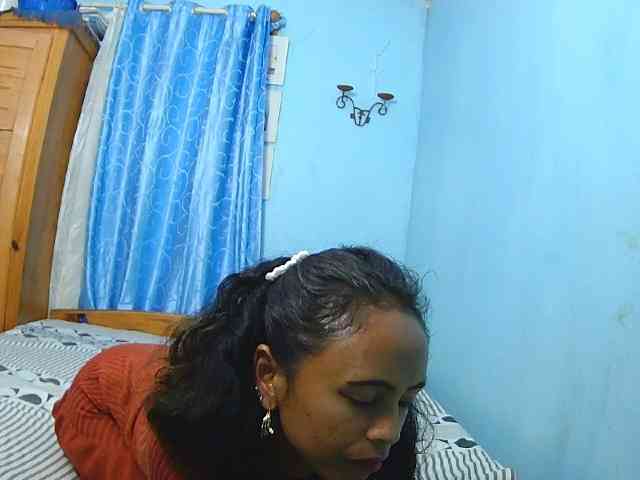 Reinewallashy3 webcam