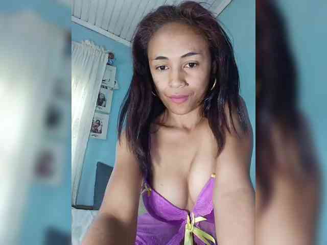 Reinewallashy3 webcam