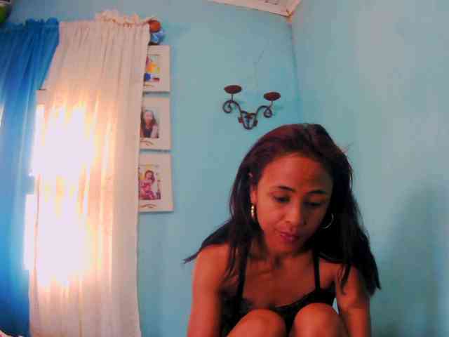 Reinewallashy3 webcam