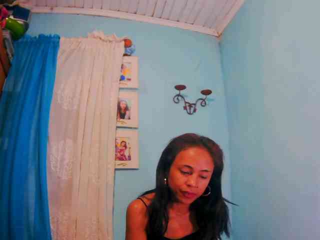 Reinewallashy3 webcam