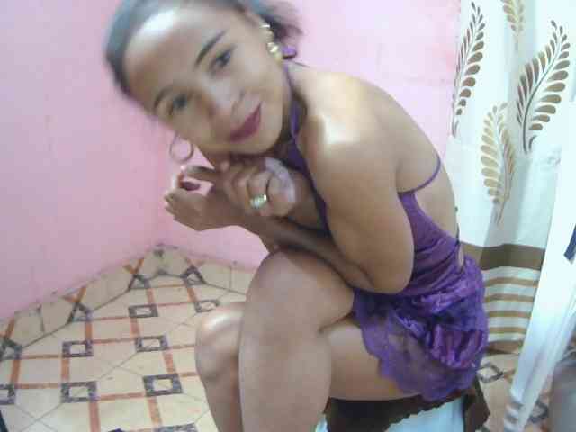 Reinewallashy3 webcam