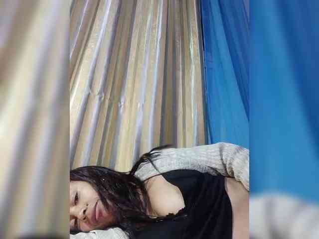 Reinewallashy3 webcam